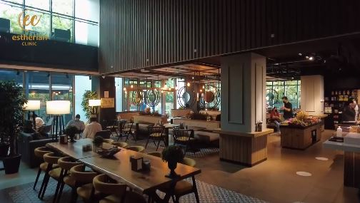 Slider image (6) Estherian Clinic